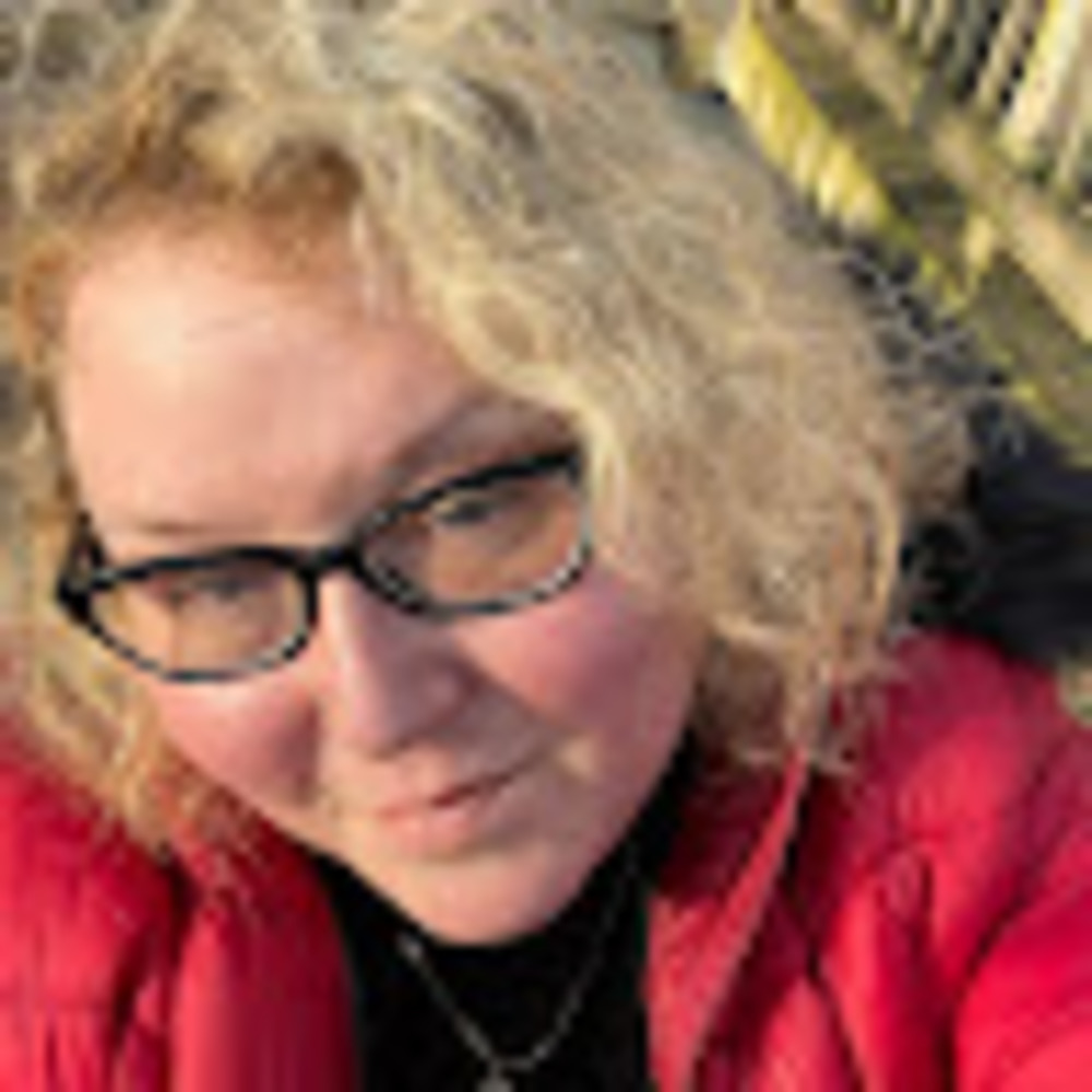 Meet your Posher, Monica